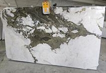 Macchia Gold Quartzite 3/4