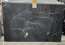 Negresco Leather Quartzite 3/4