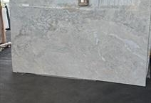 Macchia Oro Extra Quartzite 3/4
